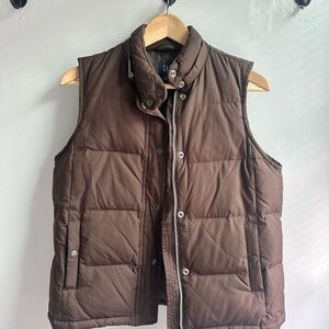 GAP Women’s Down Chocolate Quilted Vest